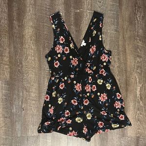 Xhilaration Romper; size XL; never worn, with tags